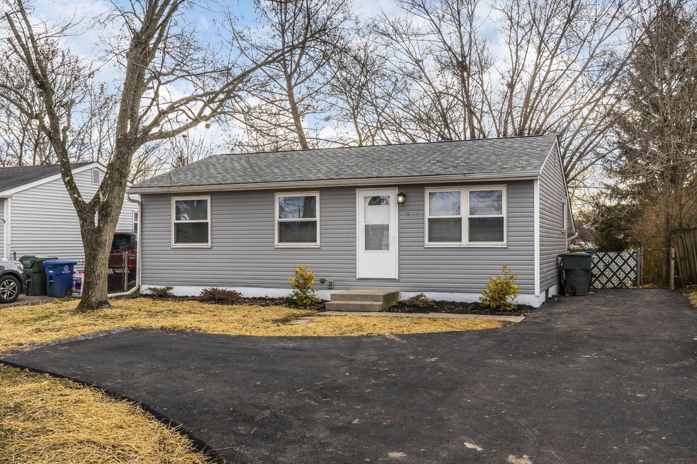 4959 Sullivant Ave, Columbus, OH 43228 - photo 1