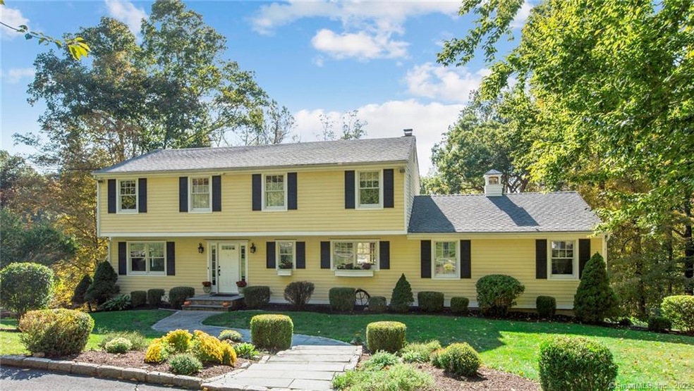 19 Old Still Rd, Ridgefield, CT 06877 - photo 1