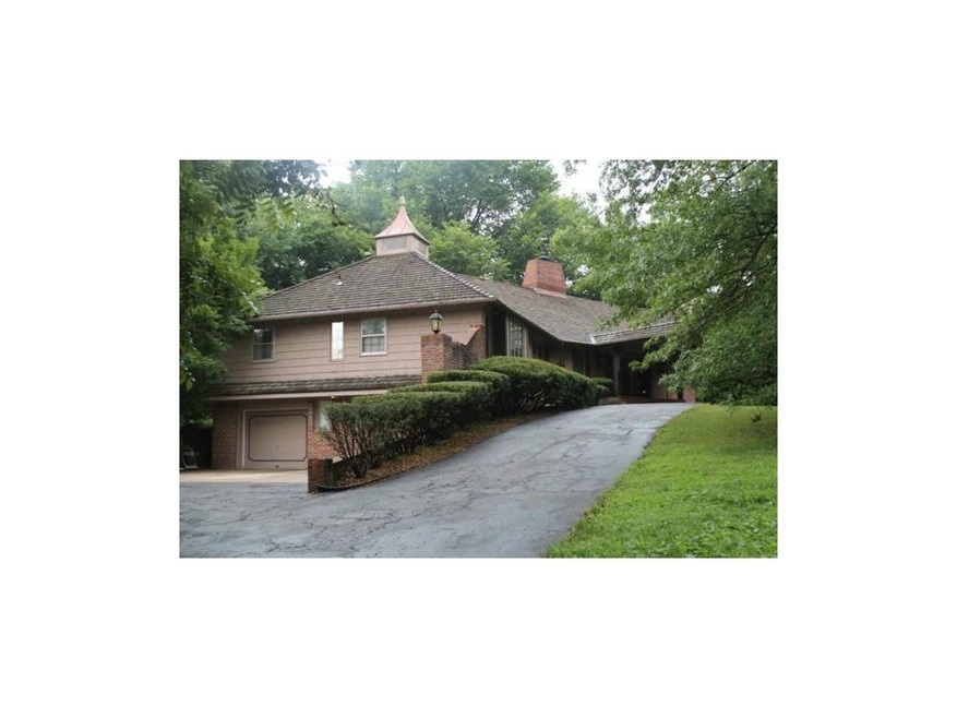 Front and Side Entry Garage