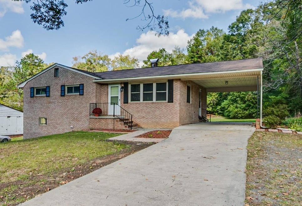 345 Eldorado Rd, Asheboro, NC 27205 - photo 1