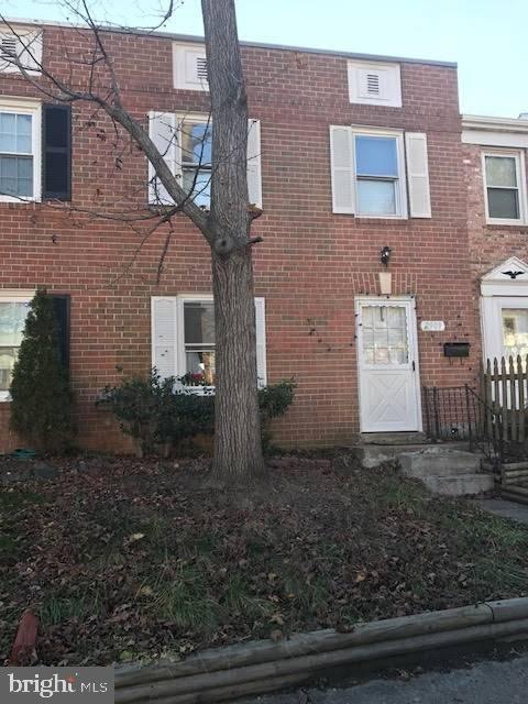 2909 Wetherburn Ct, Woodbridge, VA 22191 - photo 1