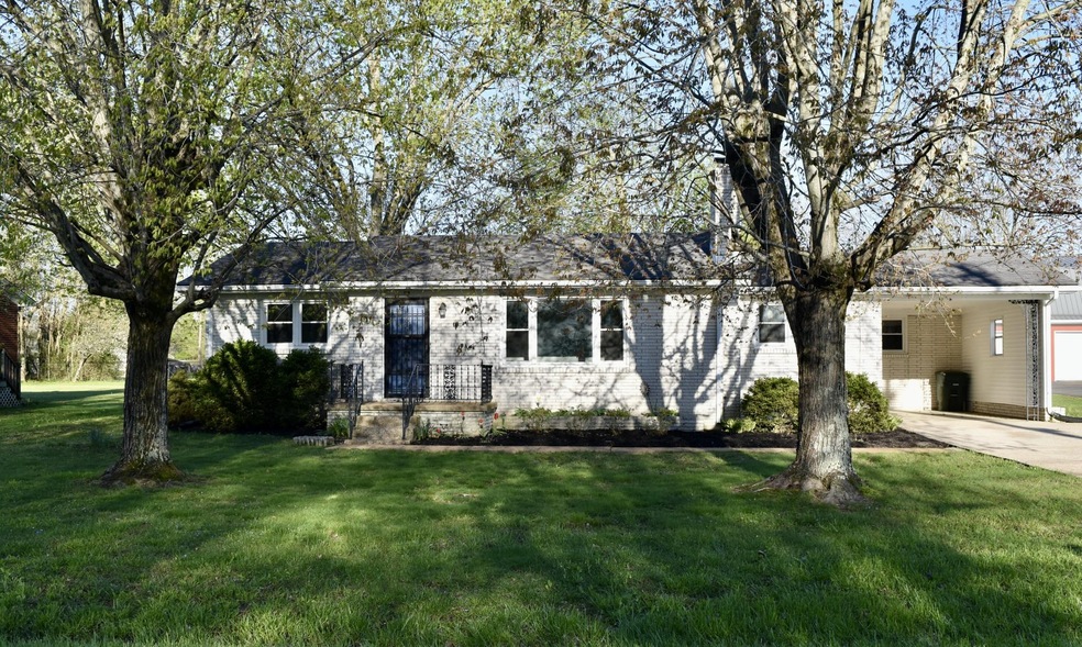 109 Robin Dr, Portland, TN 37148 - photo 1