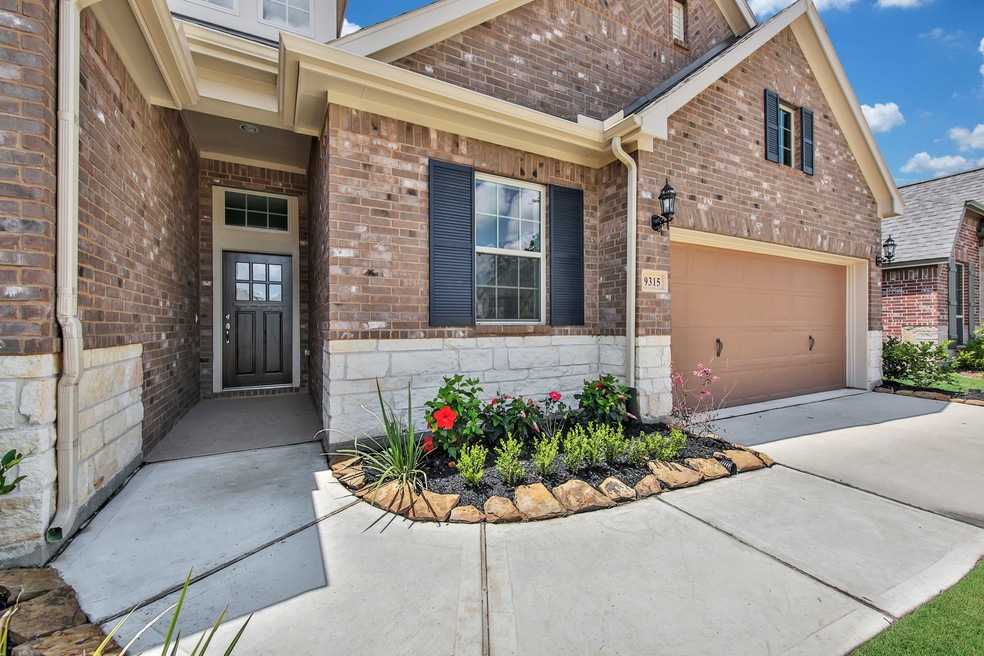 9315 Victory Canyon Ln, Tomball, TX 77375 - photo 1