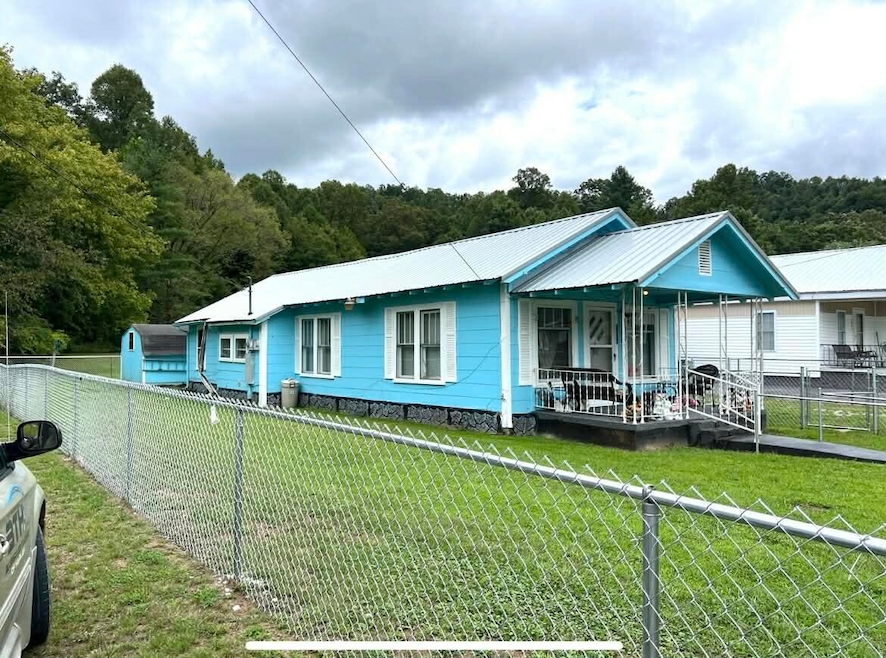 1213 Kentucky 219, Wallins Creek, KY 40873 - photo 1