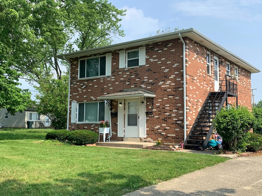 3714 Arnelle Rd unit 716, Columbus, OH 43228 - photo 1