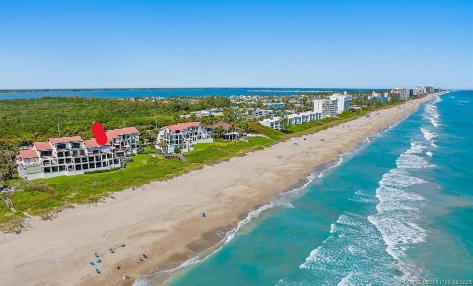 For Sale $1,295,000 • Co-Listing Agent