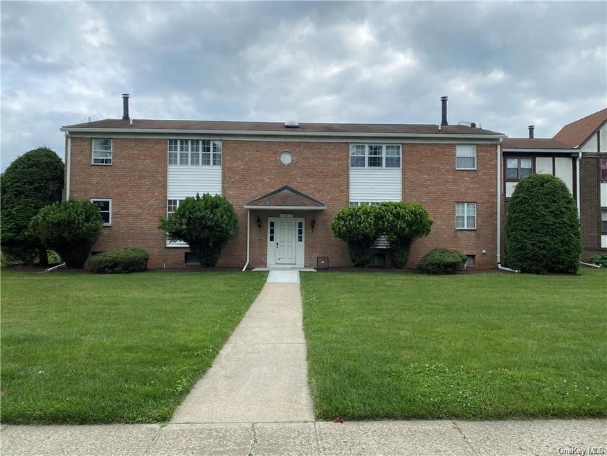 41 Weathervane Dr unit 21, Washingtonville, NY 10992 - photo 1