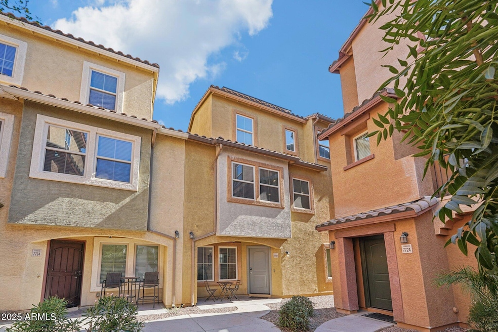 1-web-or-mls-W Pipestone Pl-S2507-001