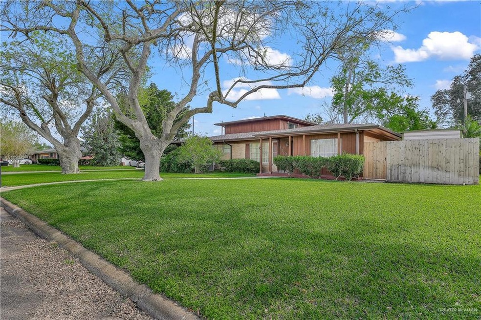 1101 W 5th St, Weslaco, TX 78596 - photo 1