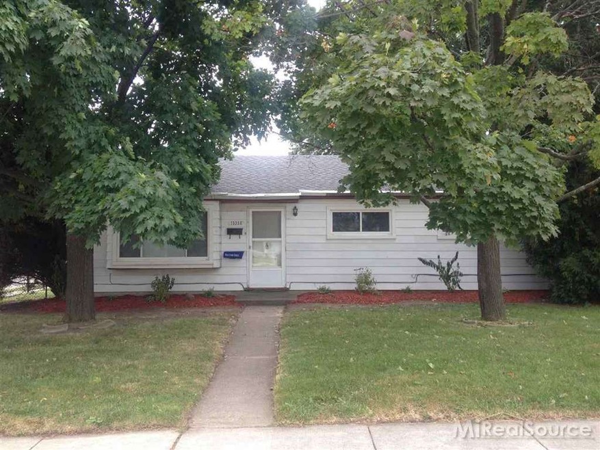 15250 Wildwood St, Roseville, MI 48066 - photo 1