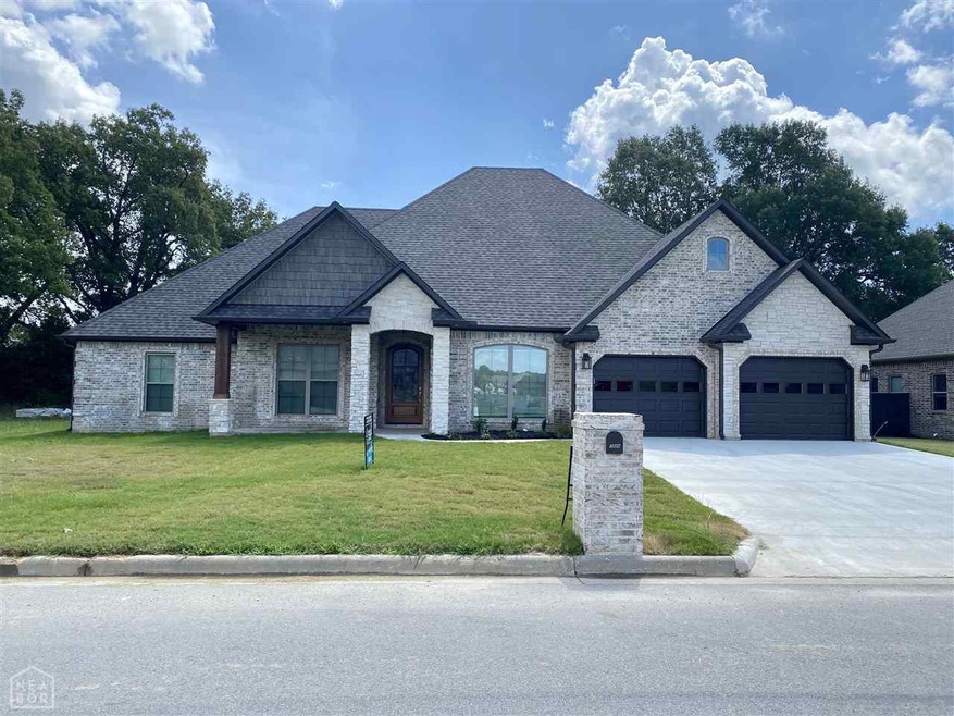 709 Bellwood Dr, Paragould, AR 72450 - photo 1