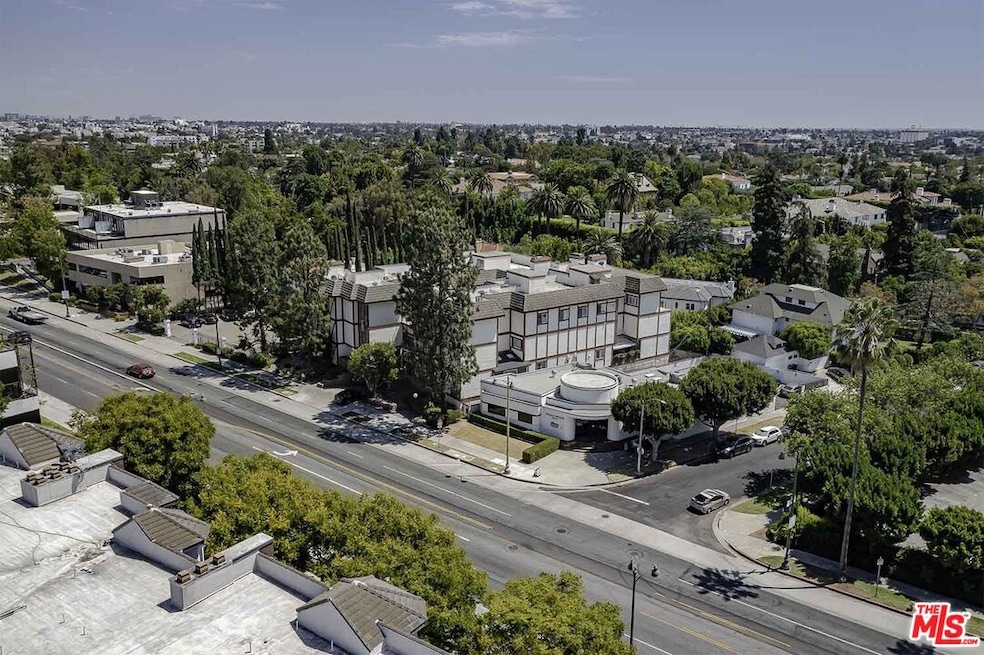 Sold $1,620,000 • Co-Listing Agent