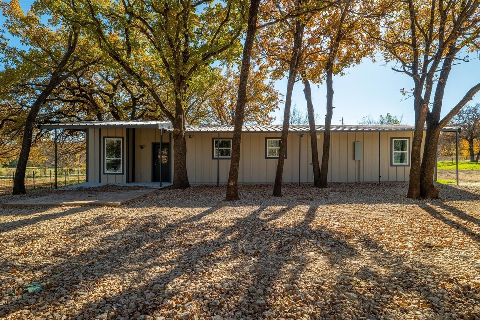 5944 Fm 3136, Alvarado, TX 76009 - photo 1