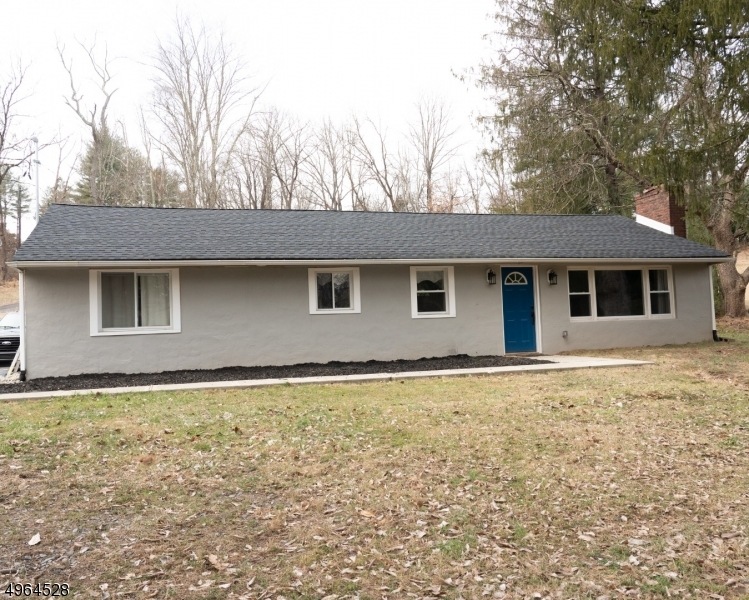 218 Sidney Rd, Pittstown, NJ 08867 - photo 1