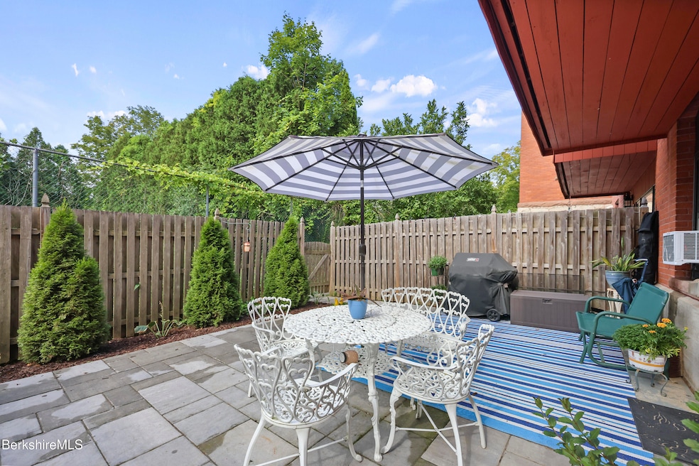 60 North St unit 4, Dalton, MA 01226 - photo 1