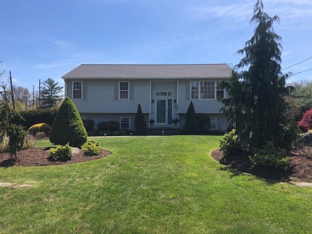 2060 Phenix Ave, Cranston, RI 02921 - photo 1