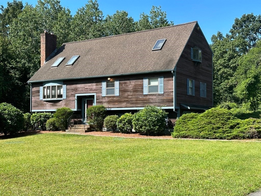 2545 Maple Swamp Rd, North Dighton, MA 02764 - photo 1