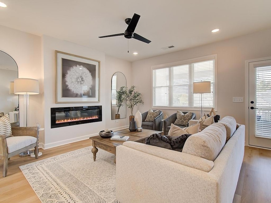 H U G E Living Room with modern electric fireplace