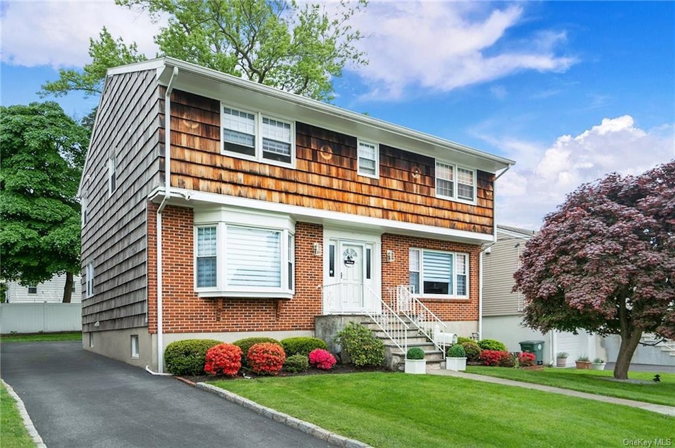 Sold $839,000 • Co-Listing Agent