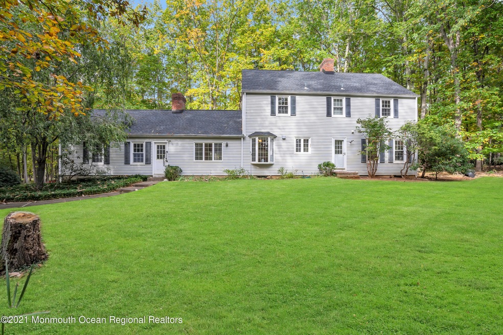 24 Westgate Ct, Colts Neck, NJ 07722 - photo 1