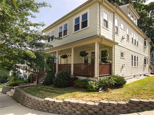 129 Hillside Rd unit 1, Watertown, MA 02472 - photo 1