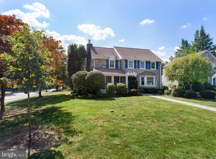 1300 Sussex Rd, Wynnewood, PA 19096 - photo 1