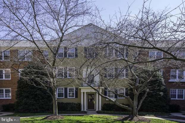 6611 10th St unit A2, Alexandria, VA 22307 - photo 1