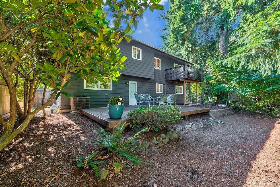 927 217th St SW, Bothell, WA 98021 - photo 1