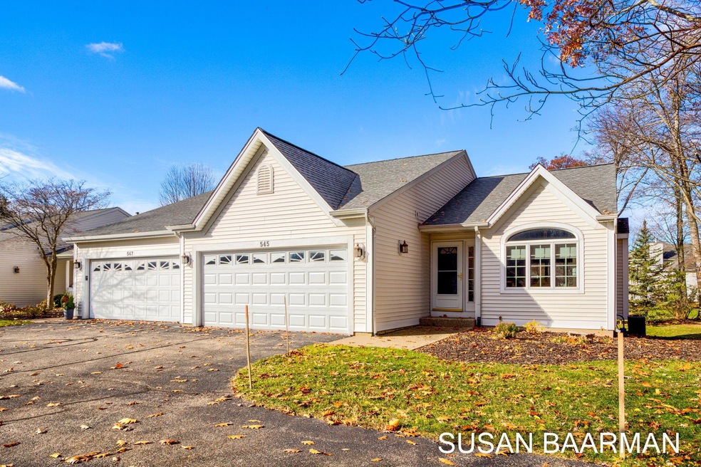 3-web-or-mls-545 Red Oak Ct, Holland-3
