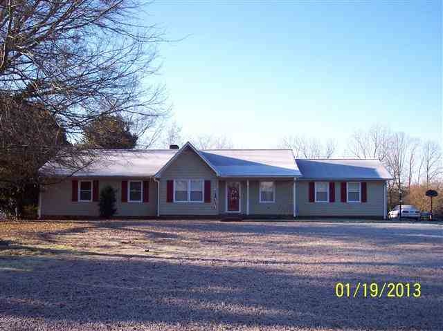 159 Hidden Acres Dr, Gaffney, SC 29341 - photo 1