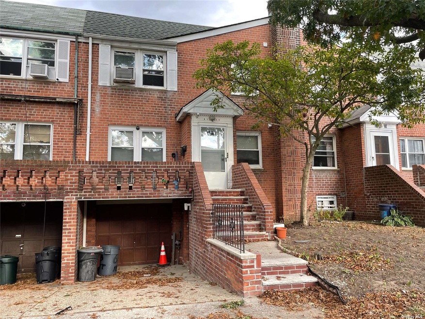 69-61 185th St, Flushing, NY 11365 - photo 1