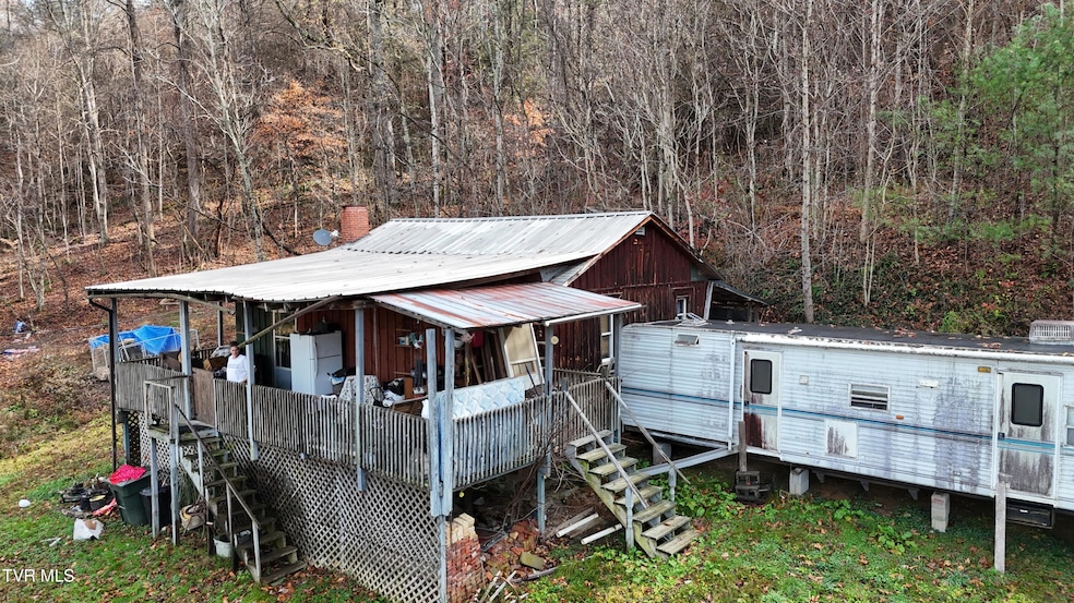 1704 N Main Ave, Erwin, TN 37650 - photo 1