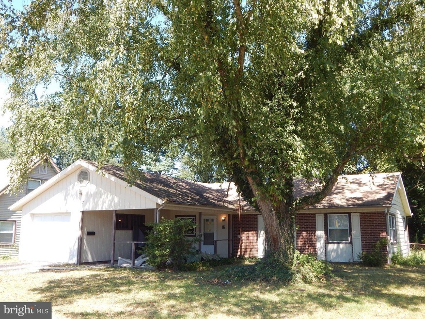 77 Baldwin Ln, Willingboro, NJ 08046 - photo 1