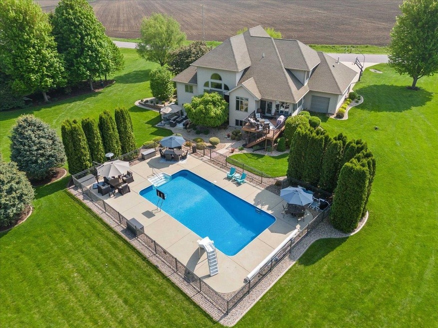 Sold $1,325,000 • Co-Listing Agent