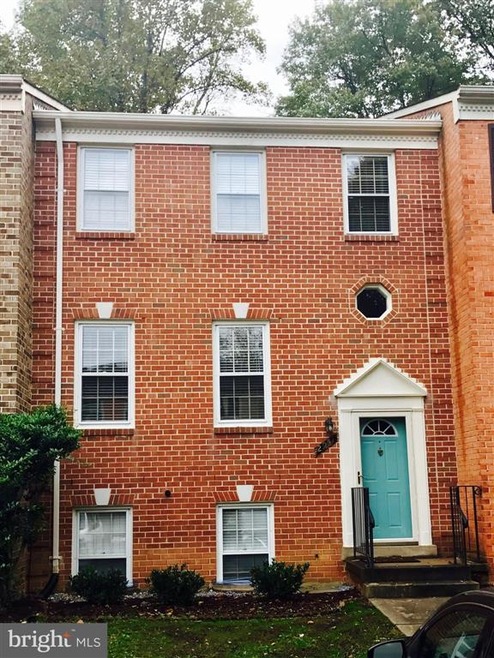 2951 Waterford Ct, Vienna, VA 22181 - photo 1