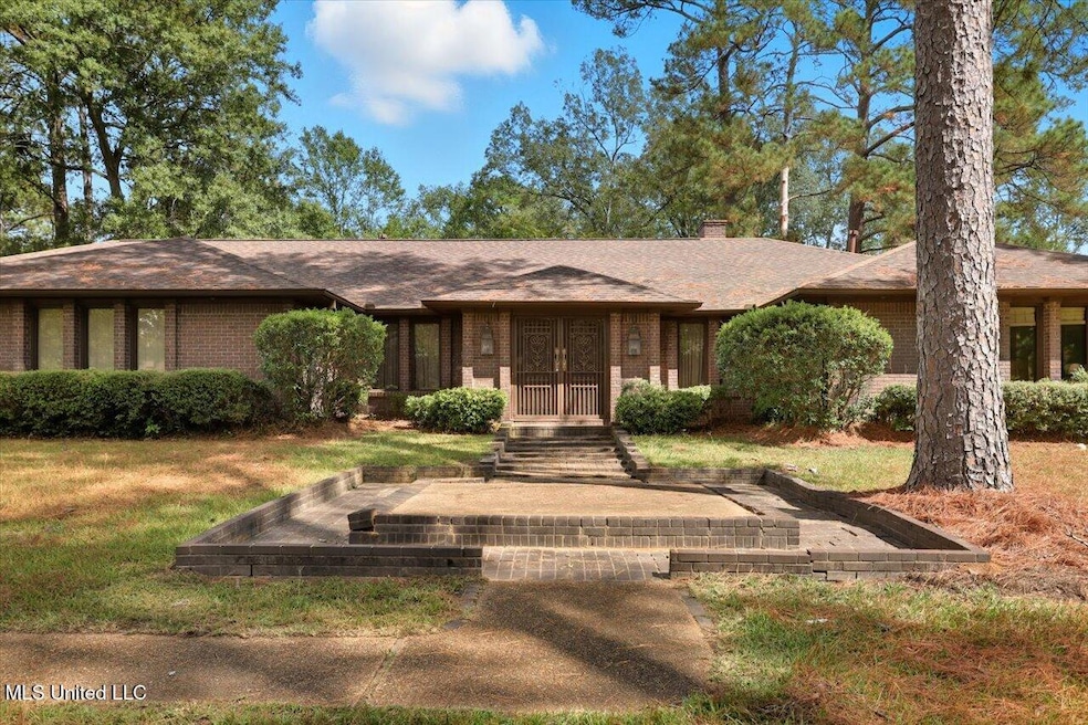 5230 Brookleigh Dr, Byram, MS 39272 - photo 1