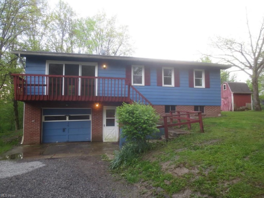 View looking south of 3 bedroom ranch house with f