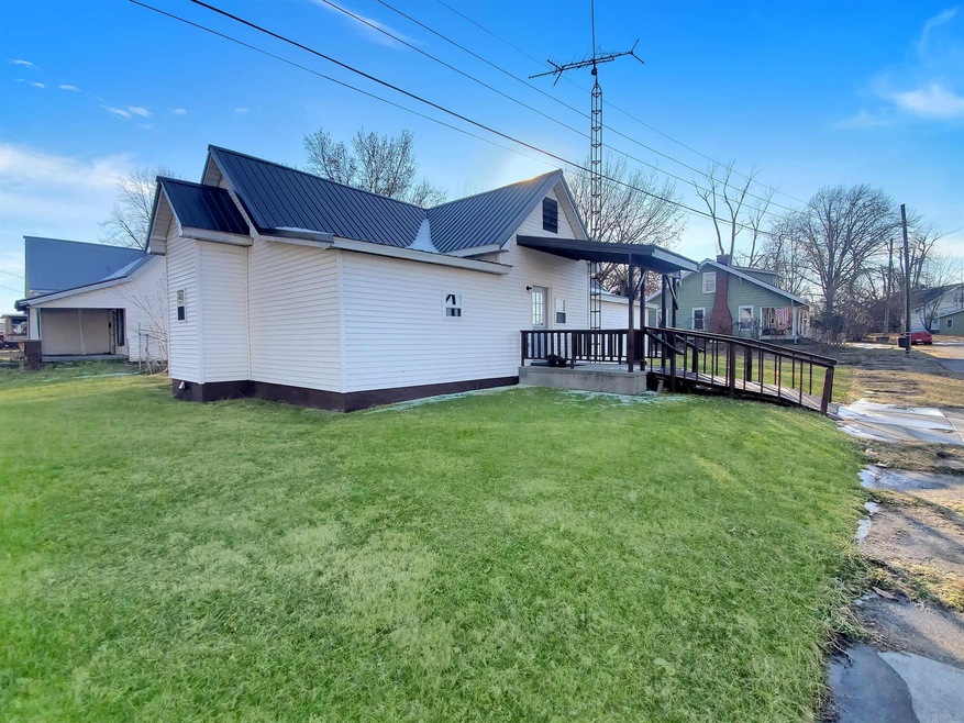 304 S Main St, Bicknell, IN 47512 - photo 1