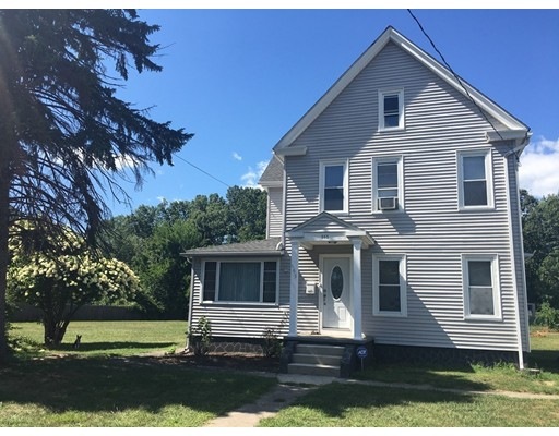 565 Lafleur Dr, Chicopee, MA 01013 - photo 1