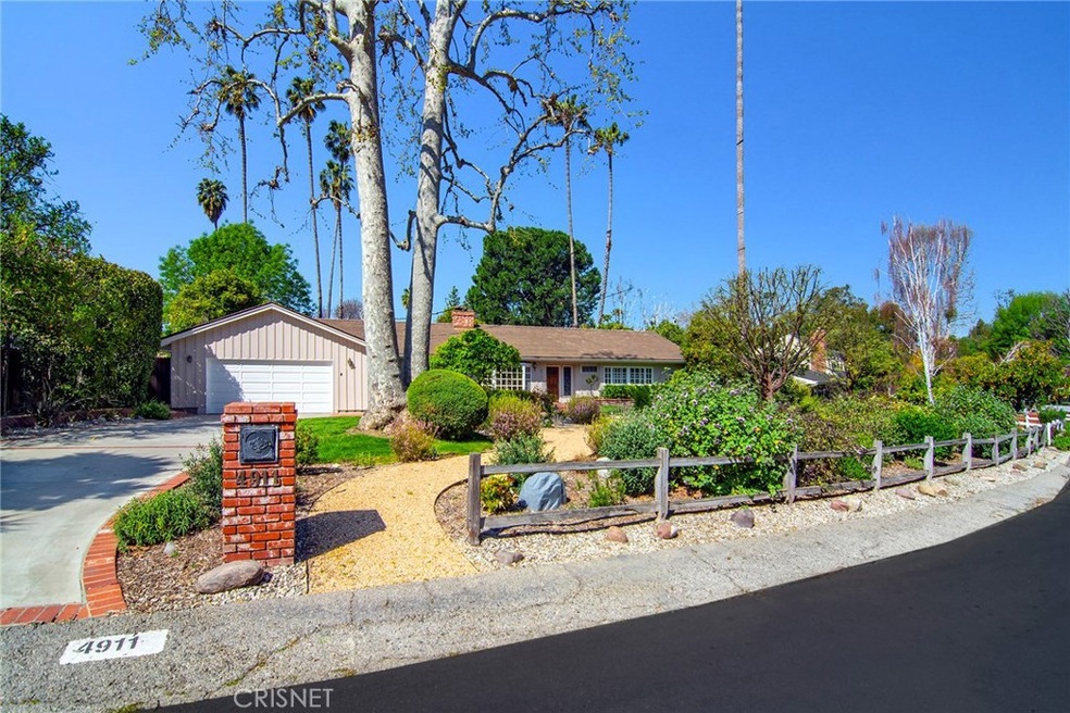 4911 Natoma Ave, Woodland Hills, CA 91364 - photo 1