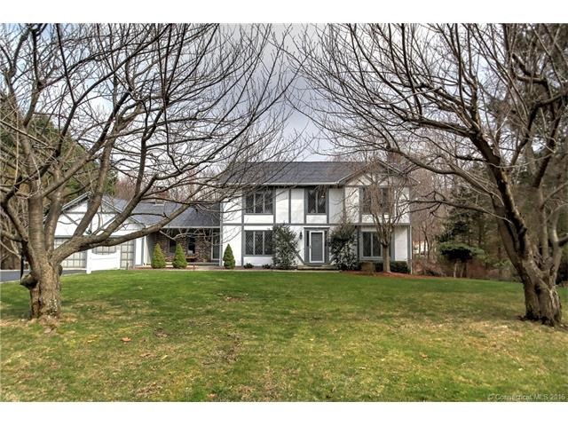 Outstanding Classic Colonial on cul de sac with po