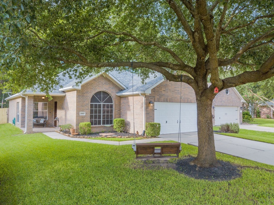 29102 Hidden Lake Ct, Magnolia, TX 77354 - photo 1