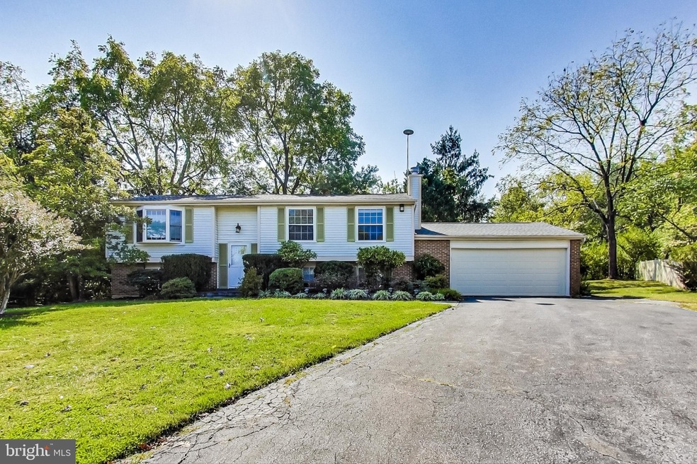 8220 Brucar Ct, Gaithersburg, MD 20877 - photo 1