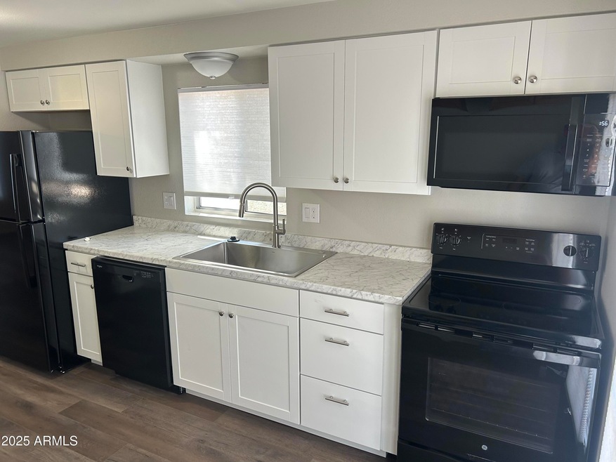 138 S 54th St unit A, Mesa, AZ 85206 - photo 1