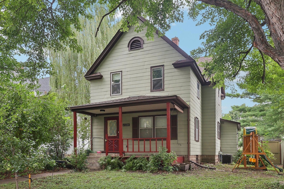 For Sale $309,900 • Co-Listing Agent