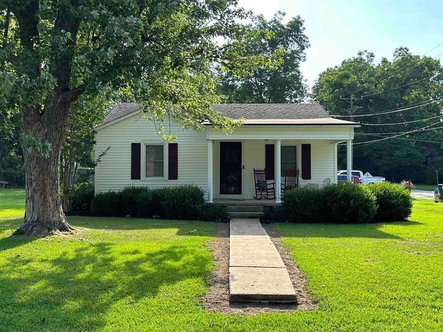 70 Johnson St, Trezevant, TN 38258