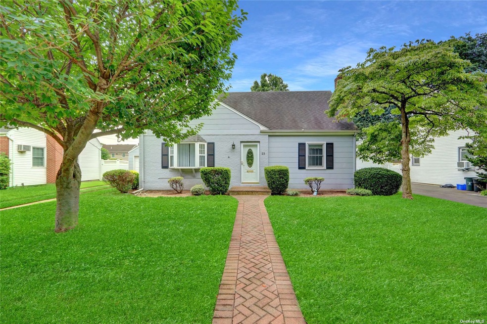 23 Briar Rd, Merrick, NY 11566 - photo 1