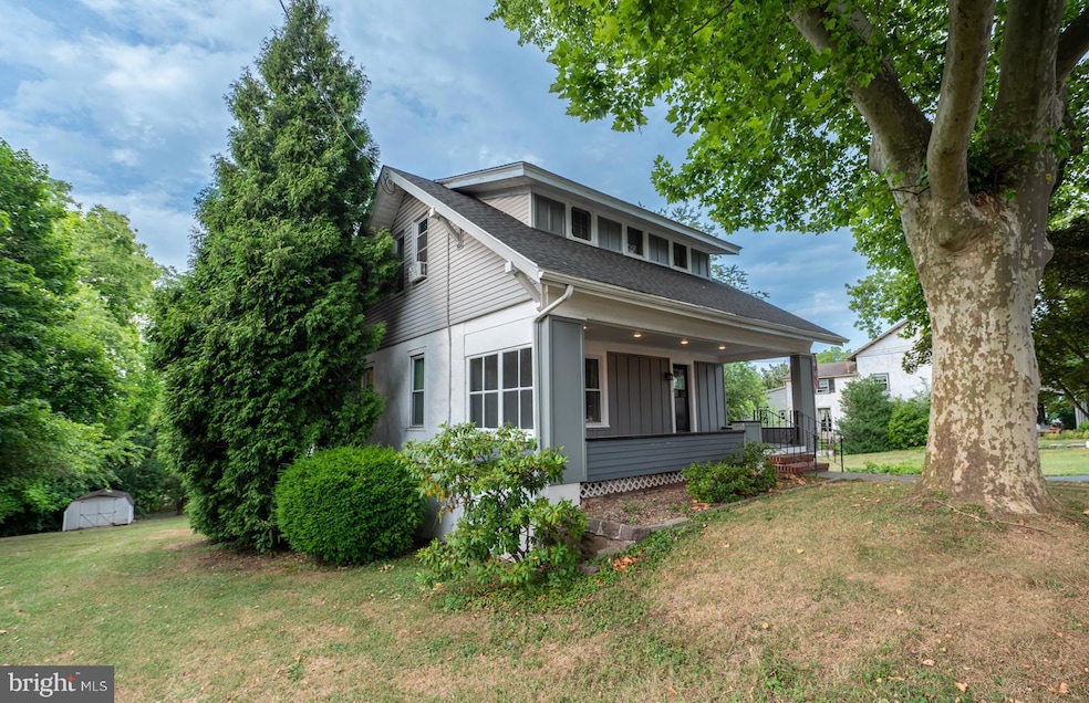 985 E Schuylkill Rd, Pottstown, PA 19465 - photo 1