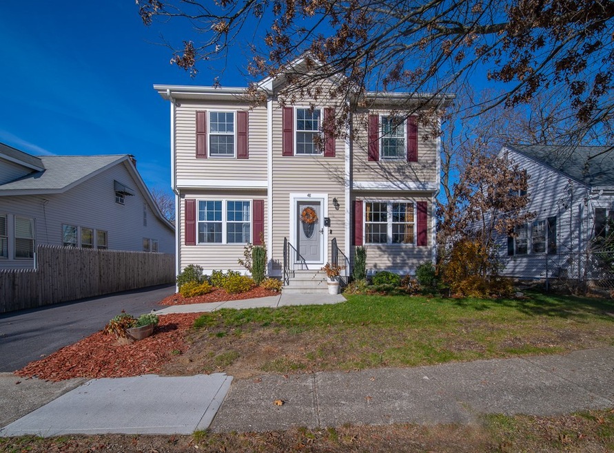 48 Riverview Ave, Pawtucket, RI 02860 - photo 1