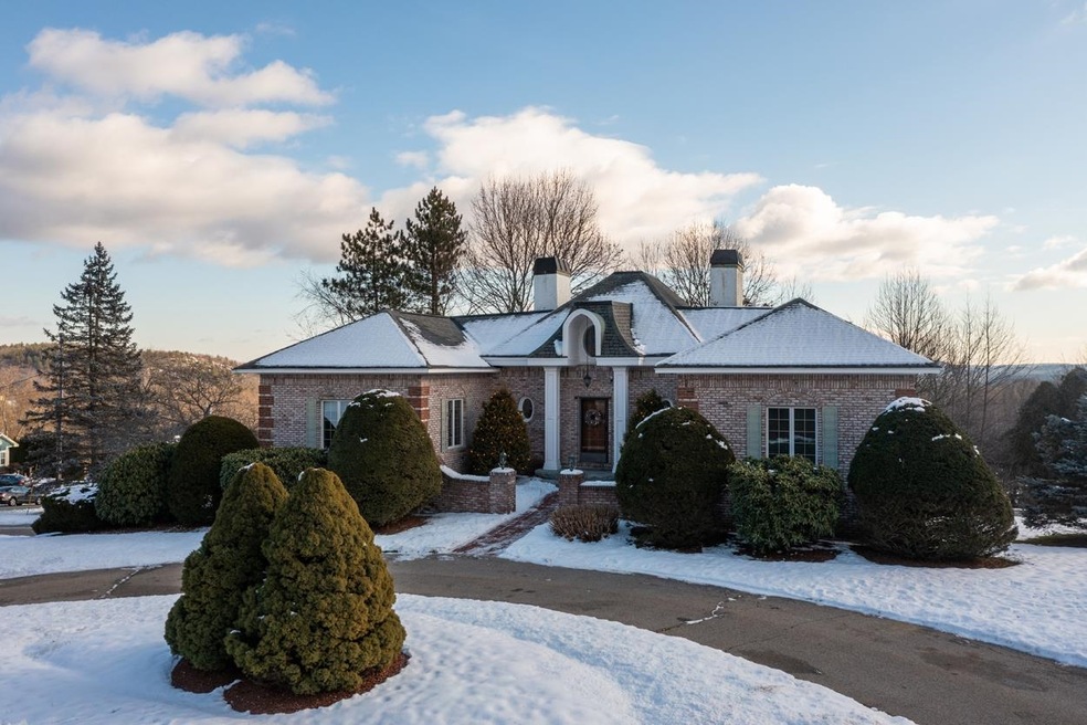 146 Highview Terrace, Manchester, NH 03104 - photo 1